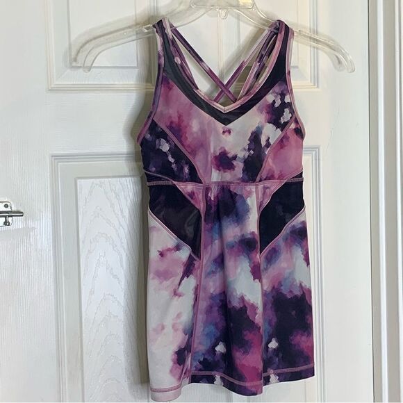 Lululemon Strap It Like Its Hot Tank Size 6 - Picture 6 of 9